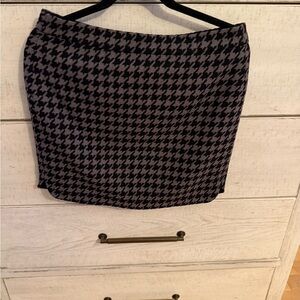 J. Crew Black and Gray Houndstooth Wool Skirt